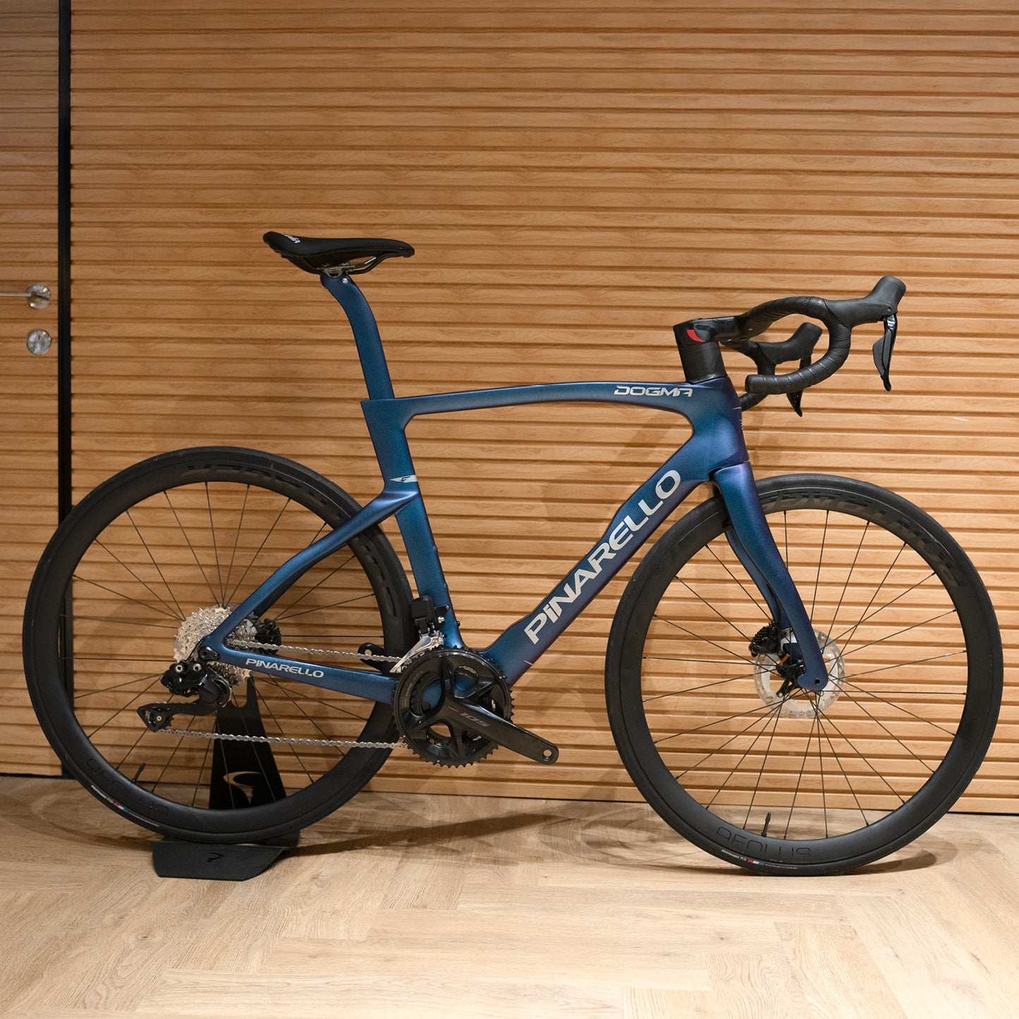 Pinarello Dogma F - Size 55 "MINT CONDITION"