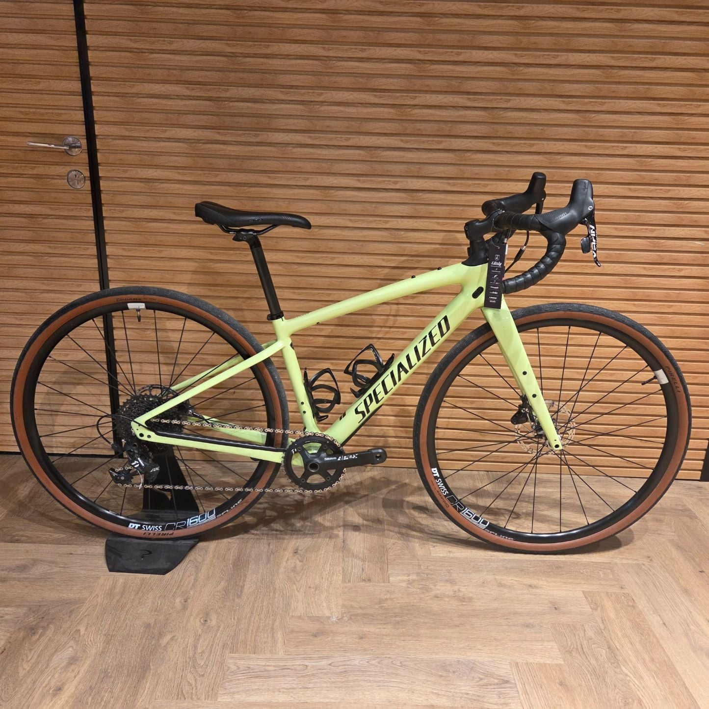 Specialized Diverge Comp Carbon 49