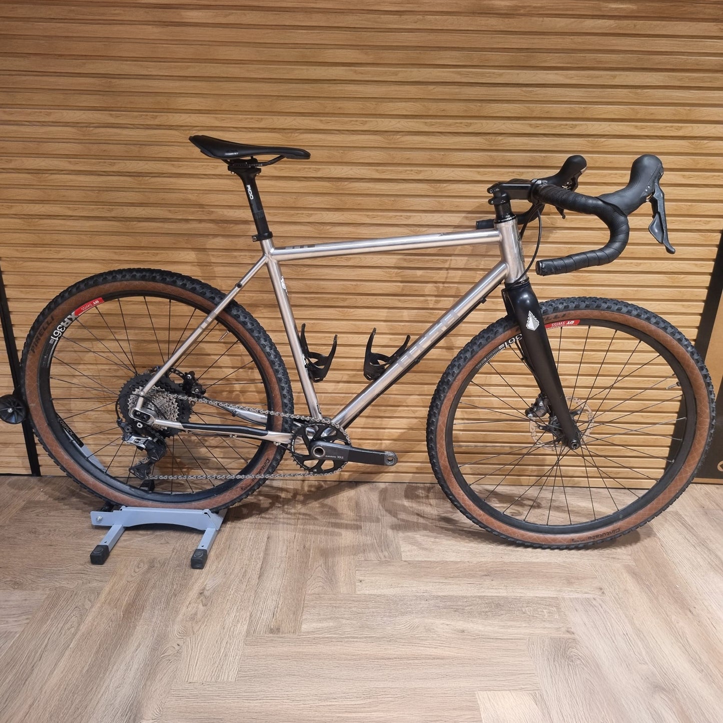OTSO Warakin Gravel  Titanium Size 54